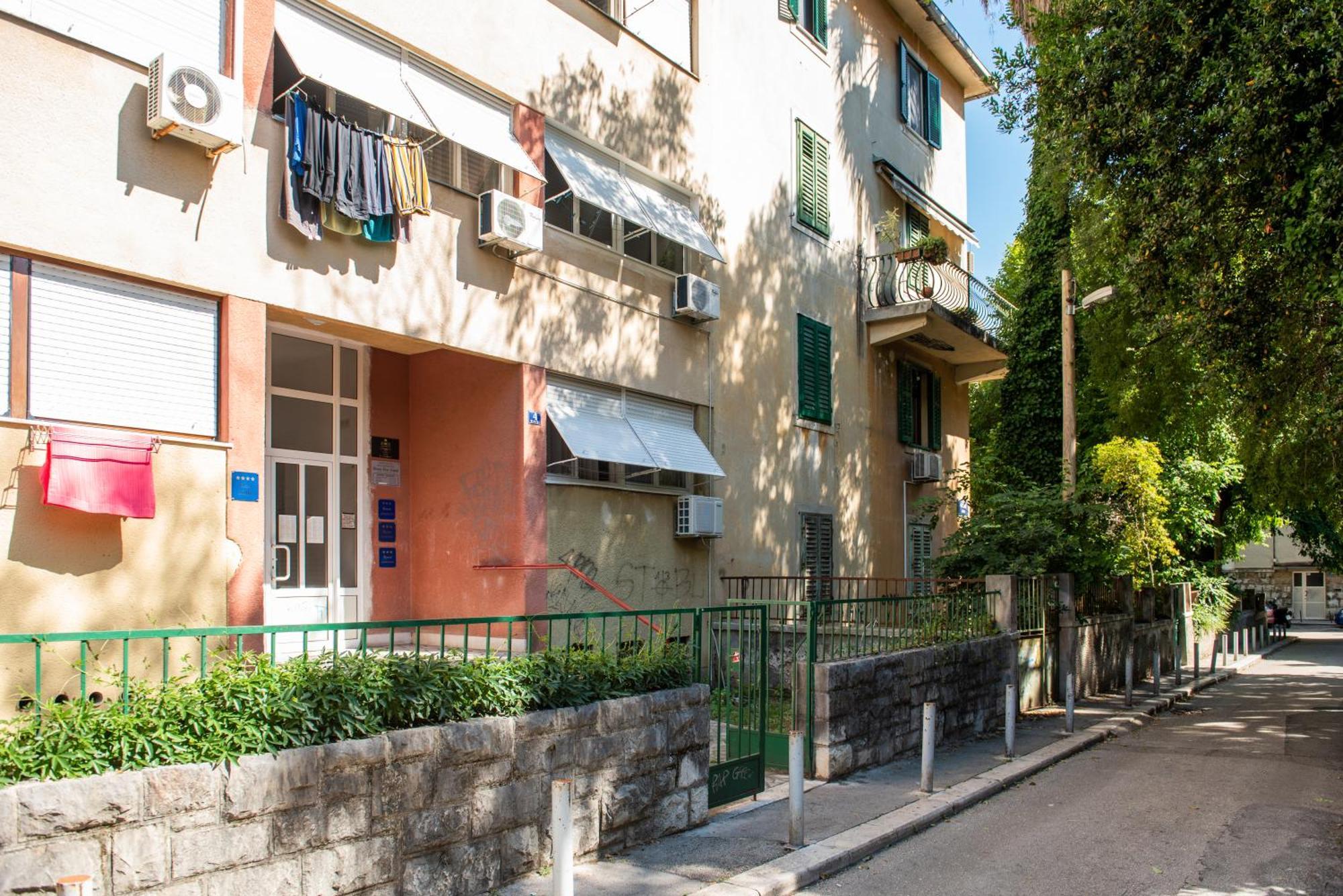 Laghanini Apartments Split Exterior foto